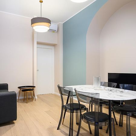 Suites In Porta Garibaldi & Chinatown - City Center Well Connected Milánó Kültér fotó