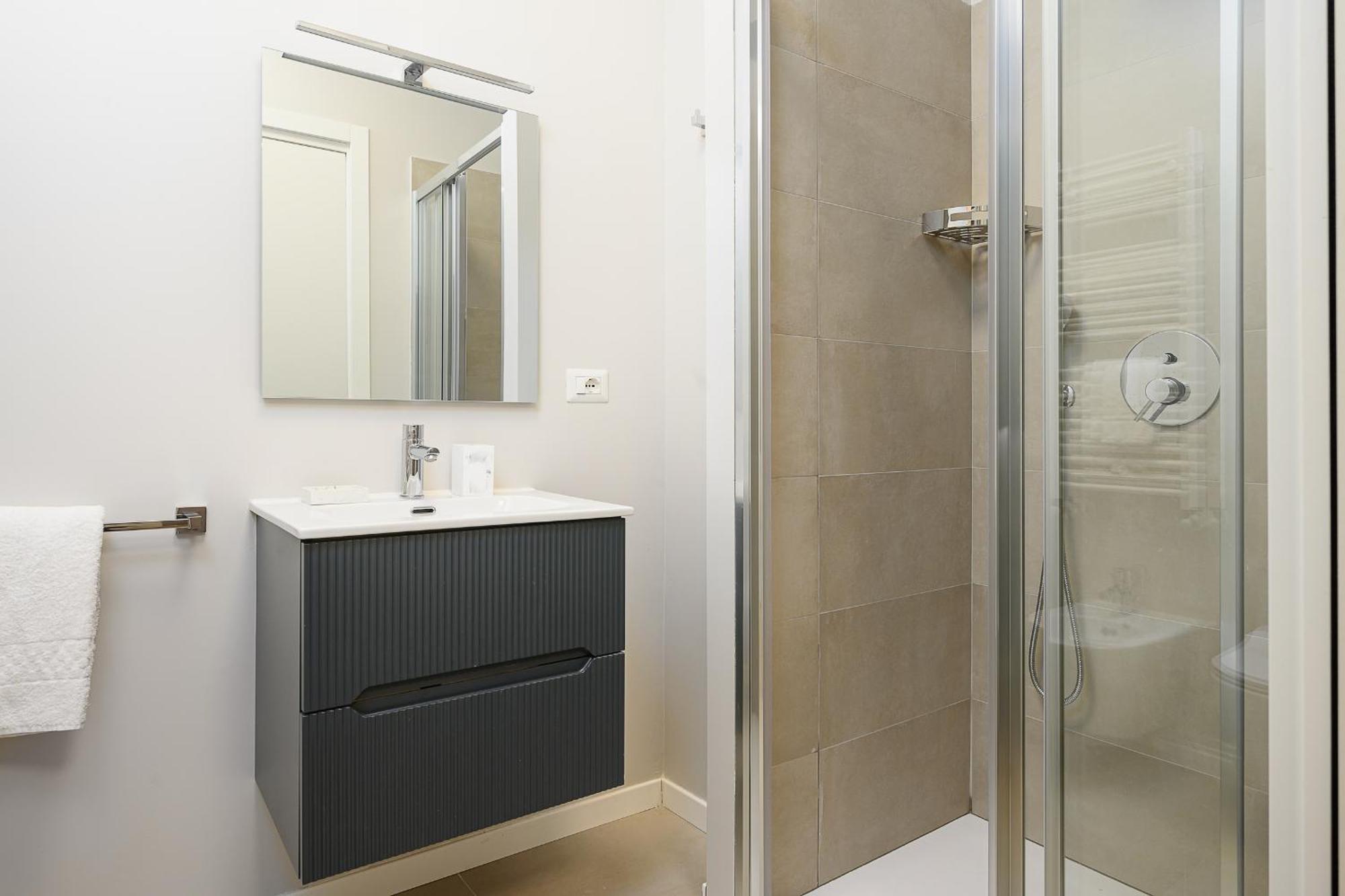 Suites In Porta Garibaldi & Chinatown - City Center Well Connected Milánó Kültér fotó