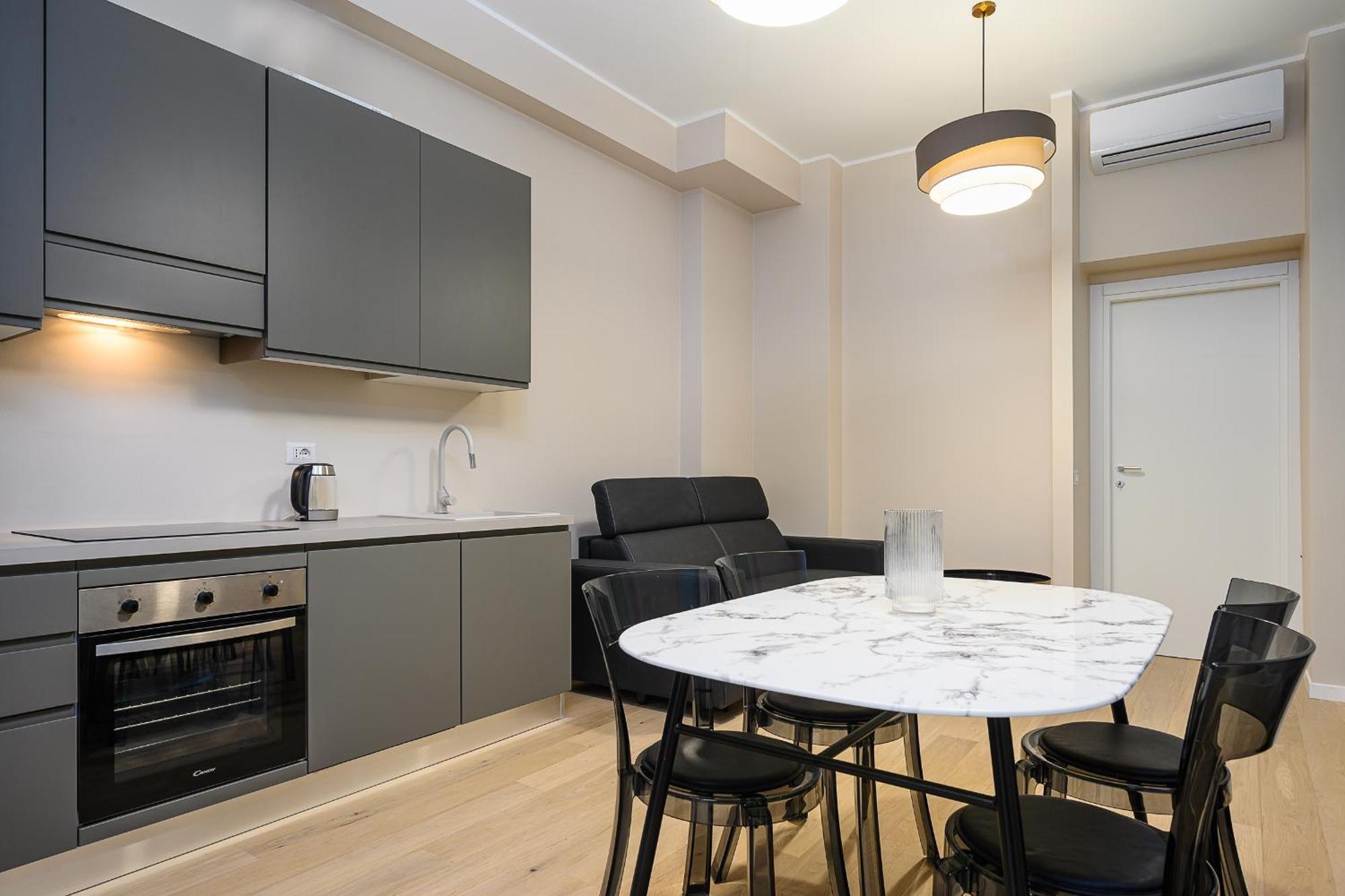 Suites In Porta Garibaldi & Chinatown - City Center Well Connected Milánó Kültér fotó